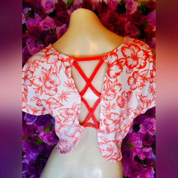 Floral top - Picture 2 of 2